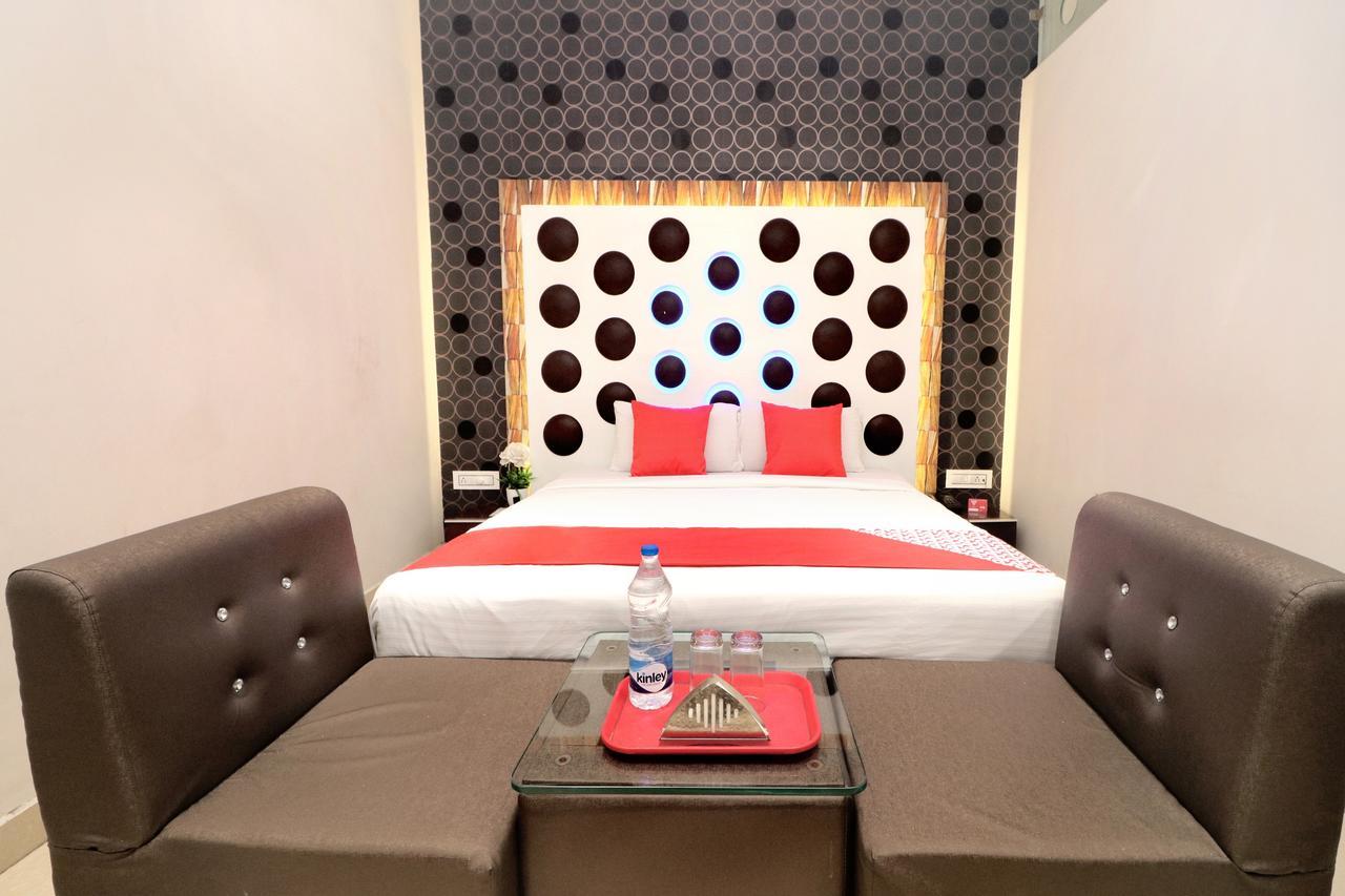 Oyo 14829 Hotel J Cruise Λουντιάνα Εξωτερικό φωτογραφία