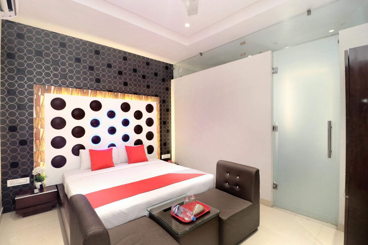 Oyo 14829 Hotel J Cruise Λουντιάνα Εξωτερικό φωτογραφία